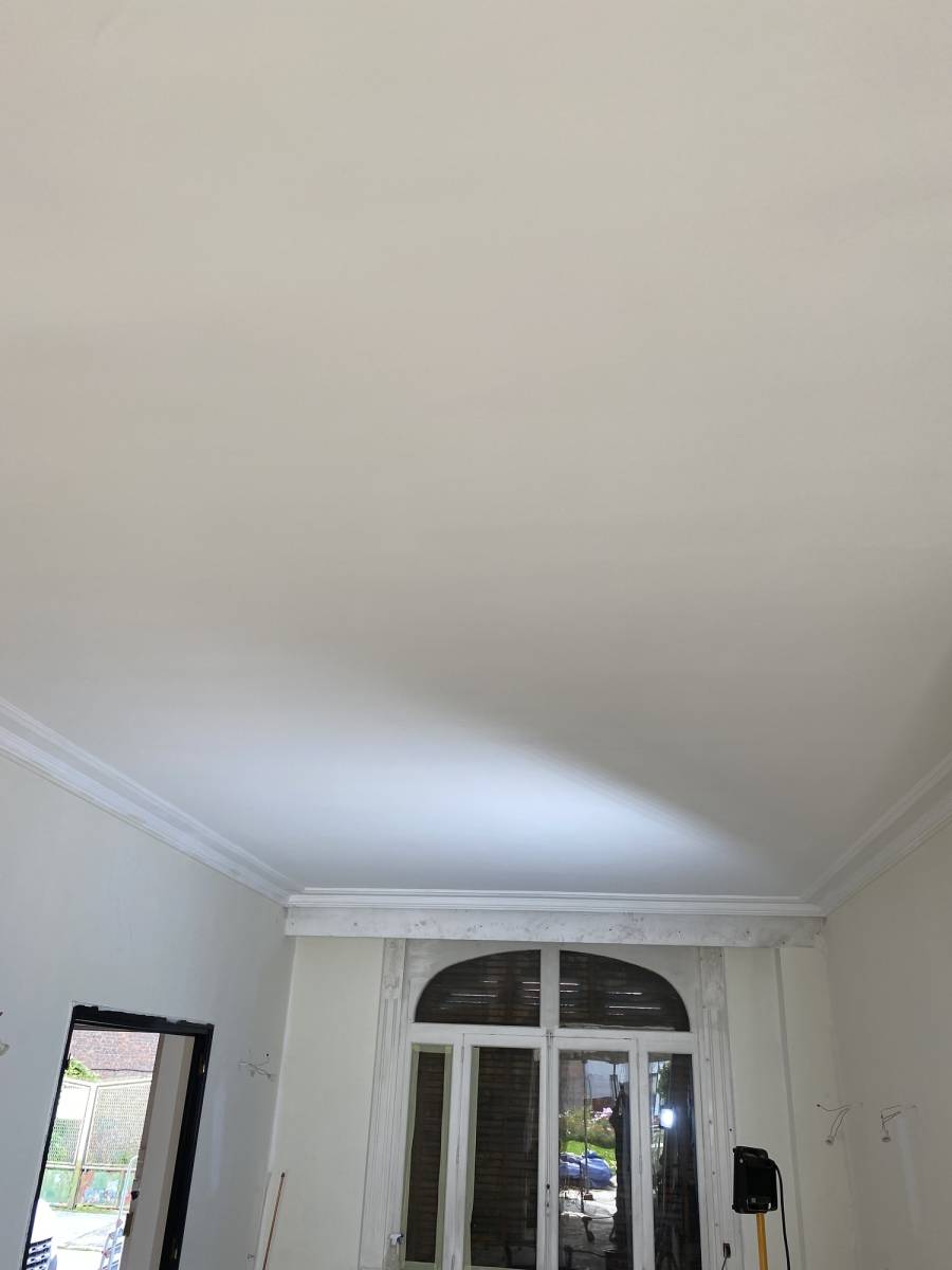 Tarif peinture 2026 par un artisan expérimenté à Etretat 76790 en Normandie