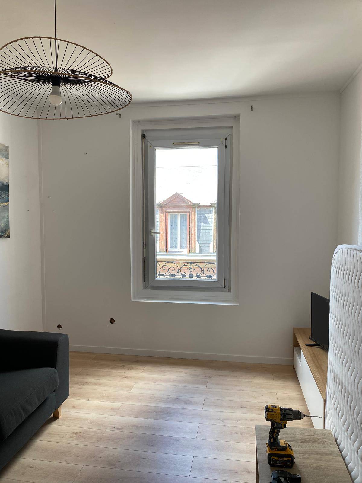 Artisan pose parquet stratifié à petit prix sur Montivilliers 76290 en Normandie