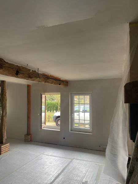 Dépose d'un faux plafond suite à un dégât des eaux, et création d'un nouveau plafond en placo avec enduit et peinture à Montivilliers